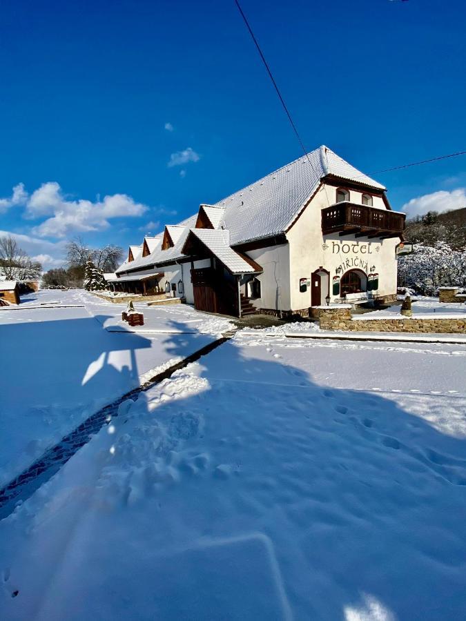 Hotel Jiricna Susice Luaran gambar