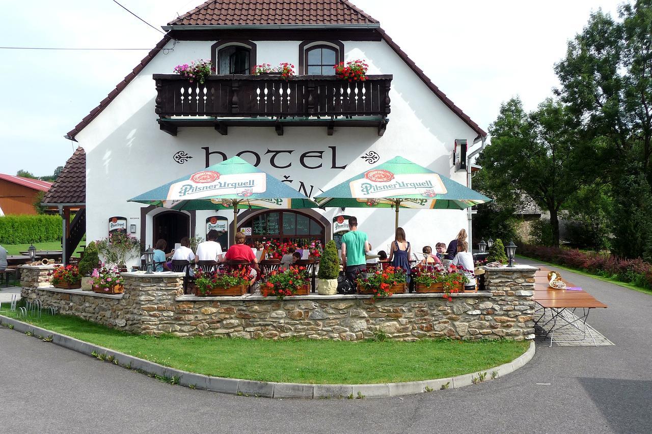 Hotel Jiricna Susice Luaran gambar